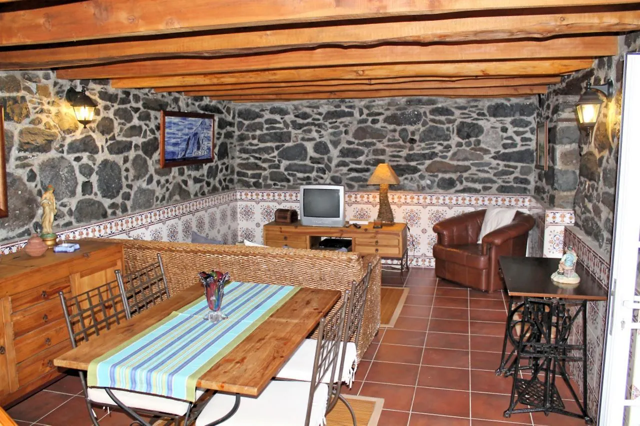 Country house Ourmadeira - Stonecliff Cottage, Countryside Retreat Calheta